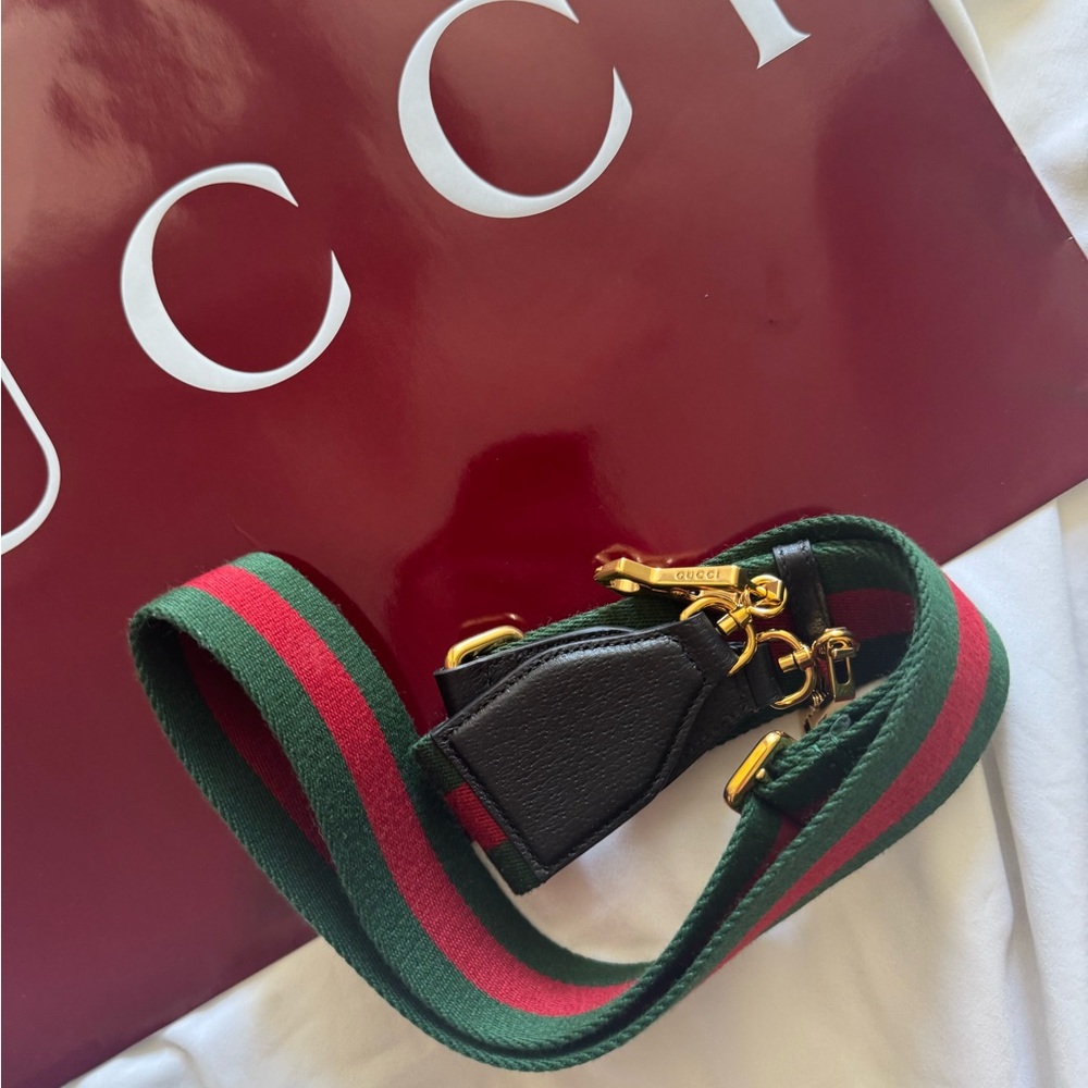 Gucci Green and Red Strap with Gold Accents